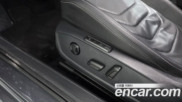Volkswagen Jetta 2021 — photo 28