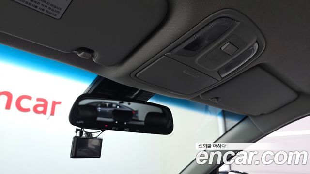 Kia Niro 2018 — photo 22