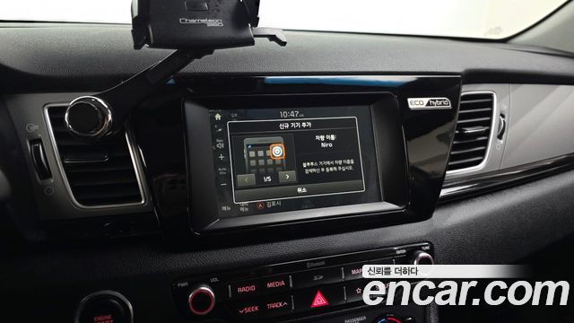 Kia Niro 2018 — photo 29