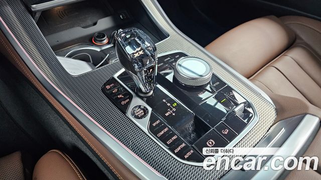BMW X5 2021 — photo 12