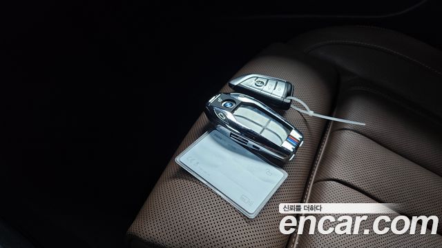 BMW X5 2021 — photo 21