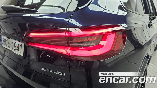 BMW X5 2021 — photo 9