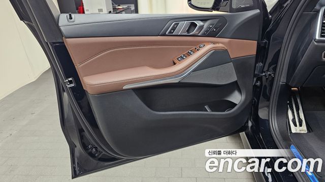 BMW X5 2021 — photo 14
