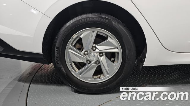 Hyundai AVANTE 2024 — photo 5