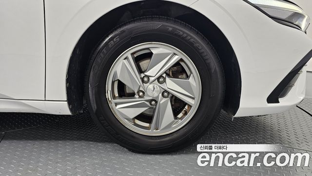 Hyundai AVANTE 2024 — photo 7