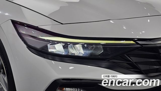 Hyundai AVANTE 2024 — photo 8