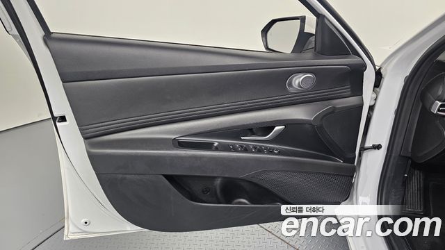 Hyundai AVANTE 2024 — photo 14