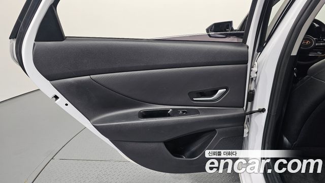 Hyundai AVANTE 2024 — photo 15