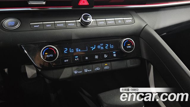 Hyundai AVANTE 2024 — photo 32