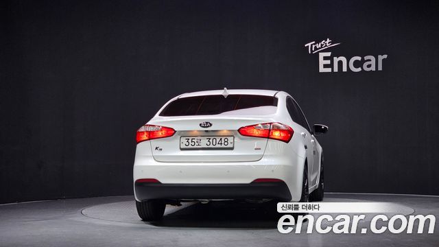 Kia K3 2013 — photo 4