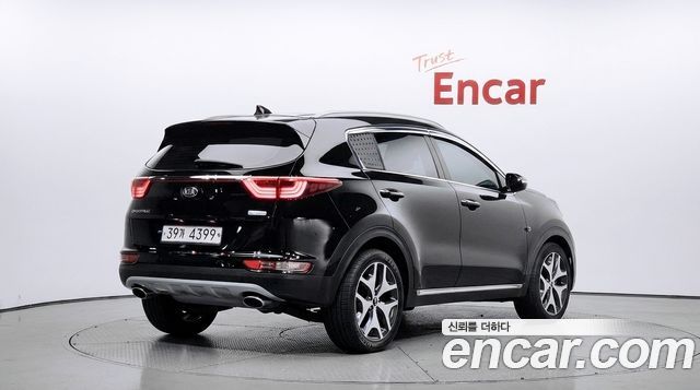 Kia Sportage 2018 — photo 2