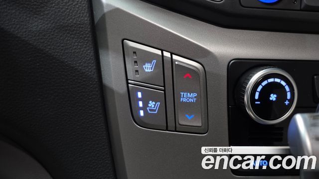 Hyundai Starex 2021 — photo 25