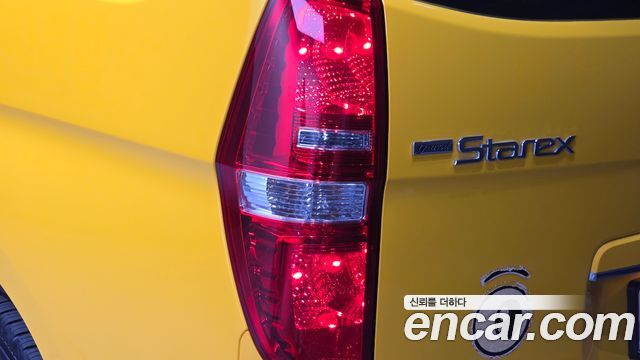 Hyundai Starex 2021 — photo 9