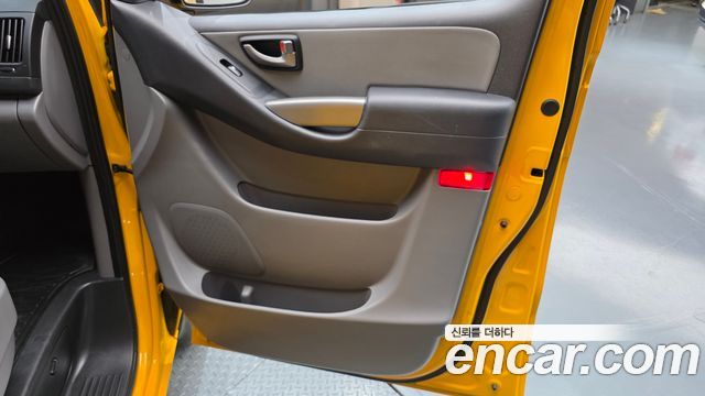 Hyundai Starex 2021 — photo 14