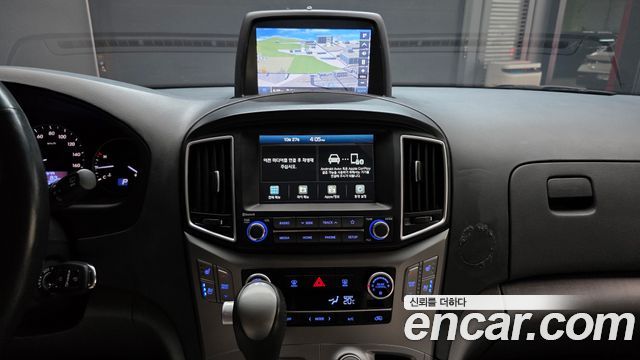 Hyundai Starex 2021 — photo 28