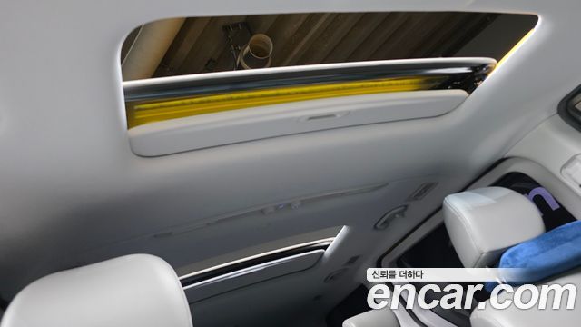 Hyundai Starex 2021 — photo 30