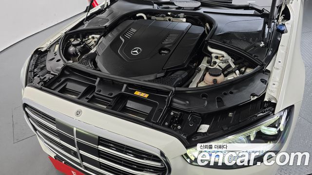 Mercedes-Benz S-Class 2021 — photo 6