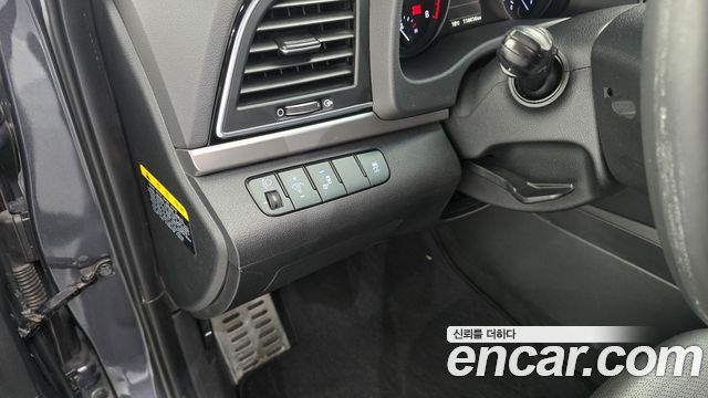Hyundai AVANTE 2016 — photo 18