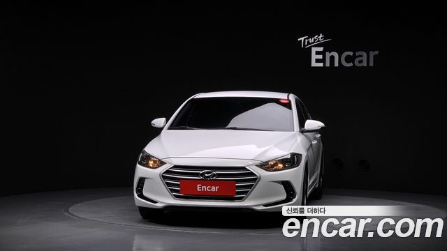 Hyundai AVANTE 2017 — photo 3