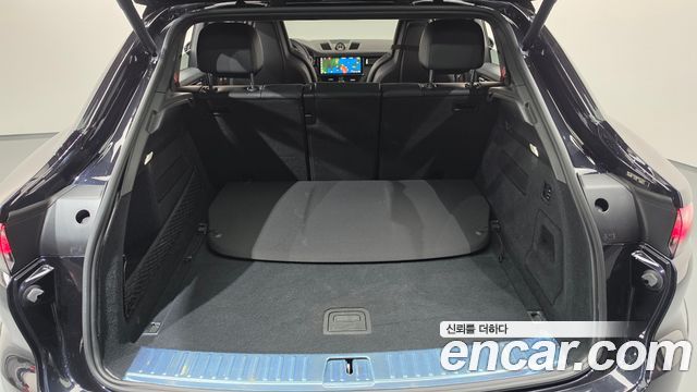 Porsche Cayenne 2021 — photo 16