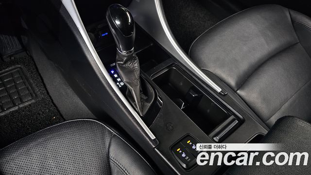Hyundai Sonata 2012 — photo 9