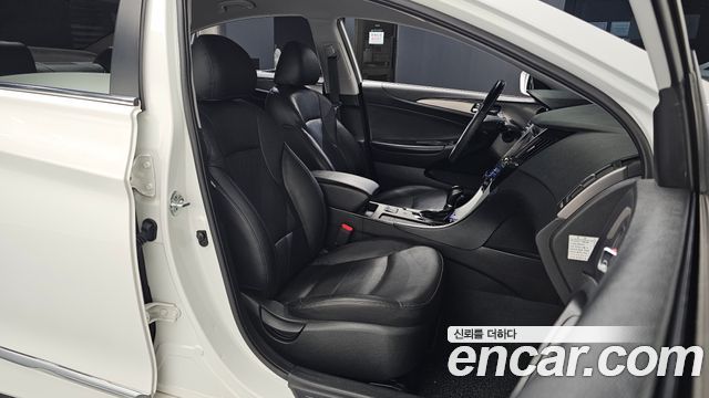 Hyundai Sonata 2012 — photo 12