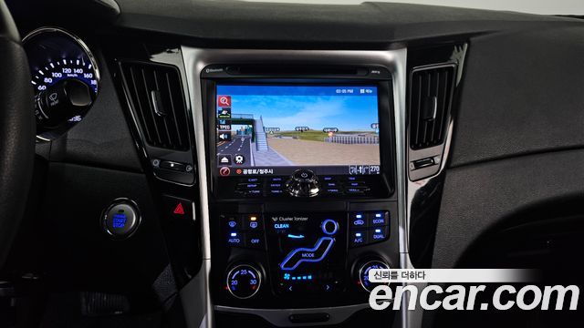Hyundai Sonata 2012 — photo 16