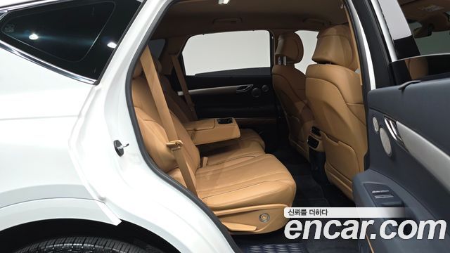 Genesis GV80 2023 — photo 17
