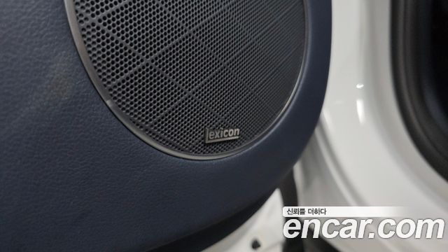 Genesis GV80 2023 — photo 23