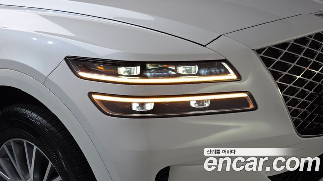 Genesis GV80 2023 — photo 8