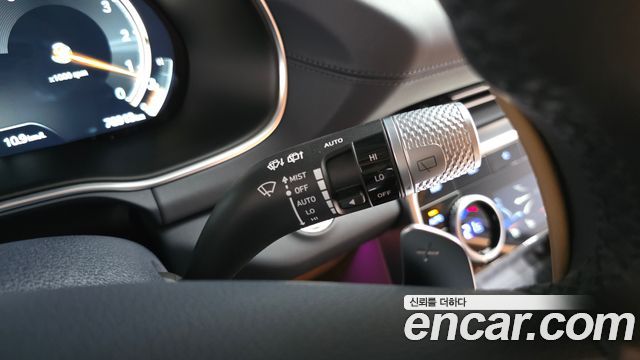 Genesis GV80 2023 — photo 30