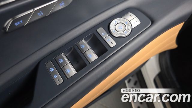 Genesis GV80 2023 — photo 35