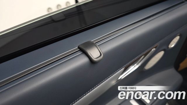 Genesis GV80 2023 — photo 36