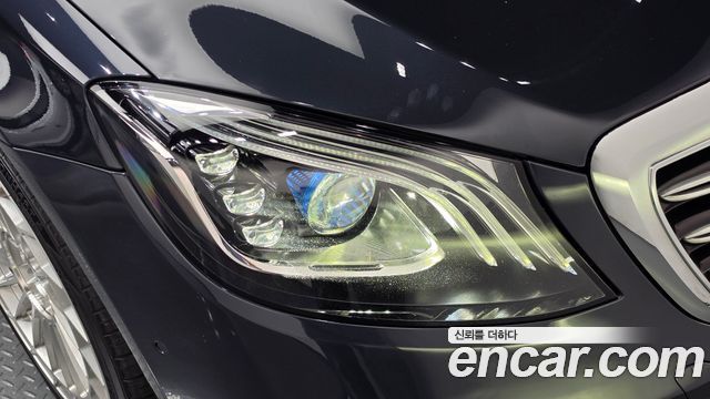Mercedes-Benz S-Class 2019 — photo 8