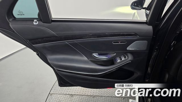 Mercedes-Benz S-Class 2019 — photo 15