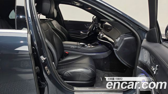 Mercedes-Benz S-Class 2019 — photo 16