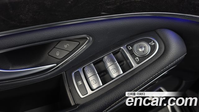 Mercedes-Benz S-Class 2019 — photo 30