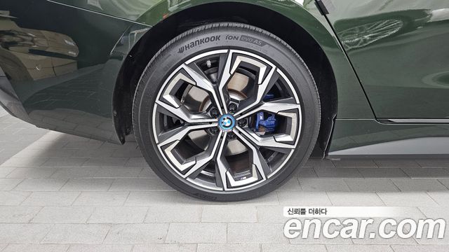 BMW i4 2024 — photo 5