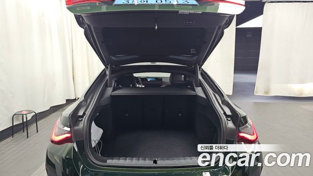 BMW i4 2024 — photo 25