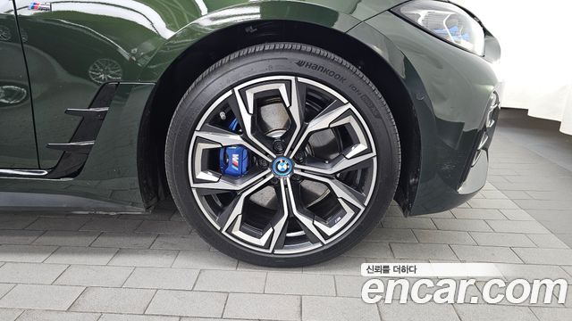 BMW i4 2024 — photo 7