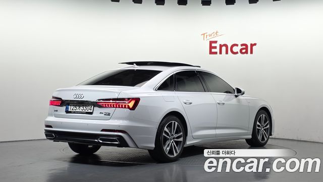 Audi A6 2022 — photo 2