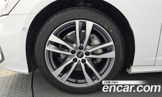 Audi A6 2022 — photo 5