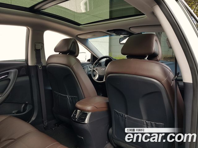 Hyundai Grandeur 2017 — photo 3