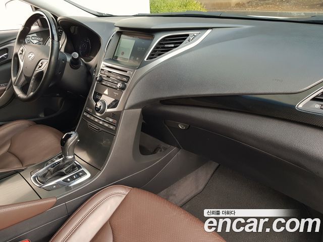 Hyundai Grandeur 2017 — photo 8