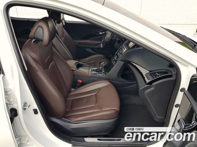 Hyundai Grandeur 2017 — photo 9