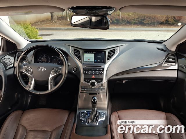 Hyundai Grandeur 2017 — photo 12