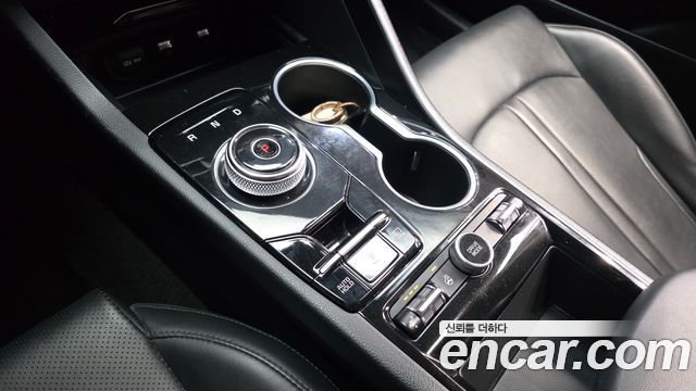 Kia K5 2022 — photo 9