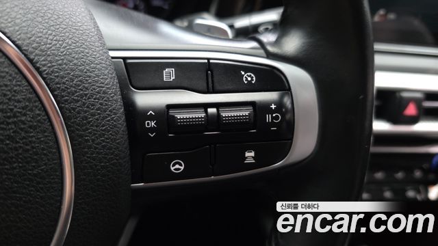 Kia K5 2022 — photo 19