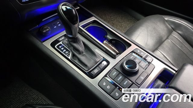 Hyundai Genesis 2016 — photo 12