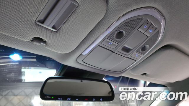 Hyundai Genesis 2016 — photo 24